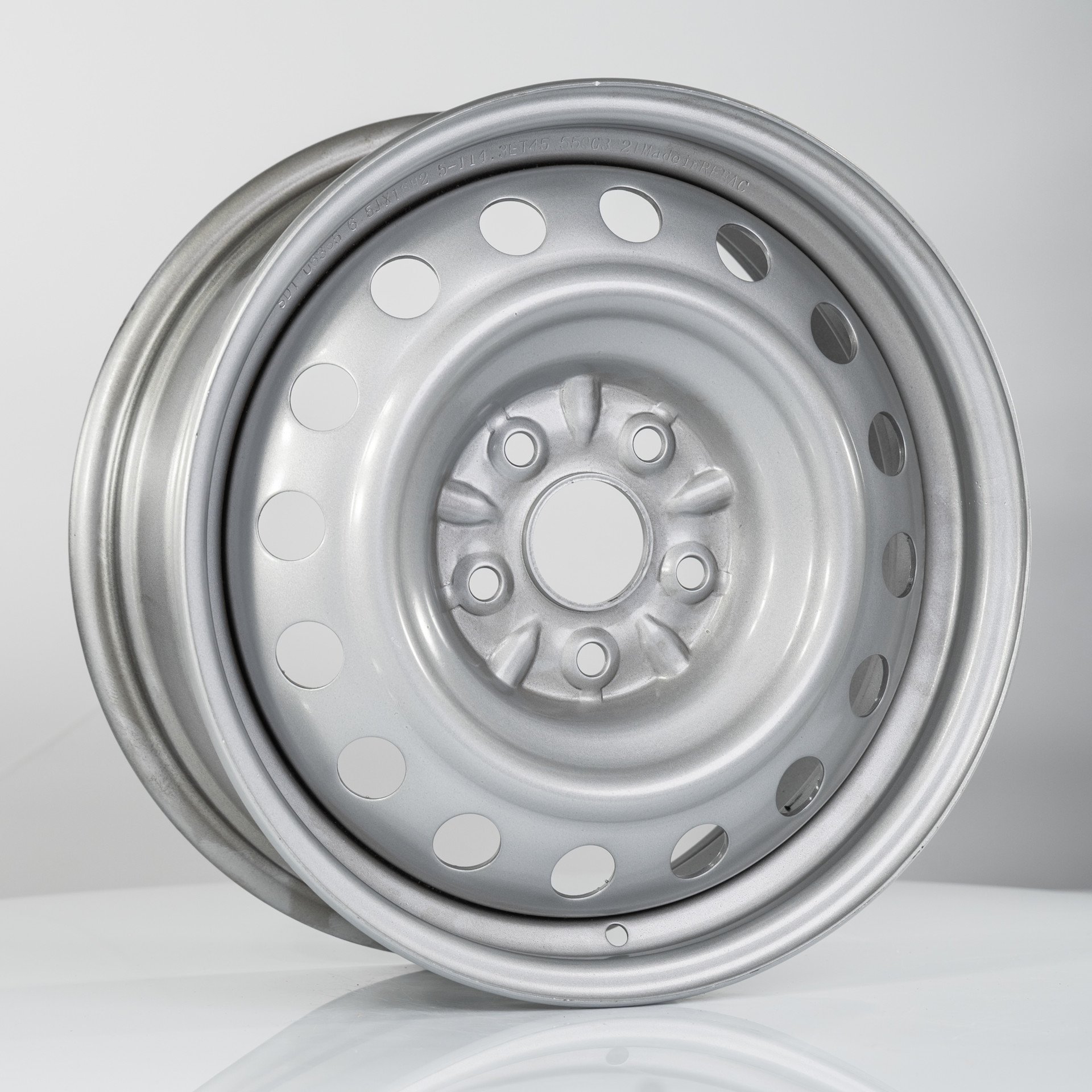 SDT U6365 silver 6.5x16/5x114.3 D60.1 ET45  