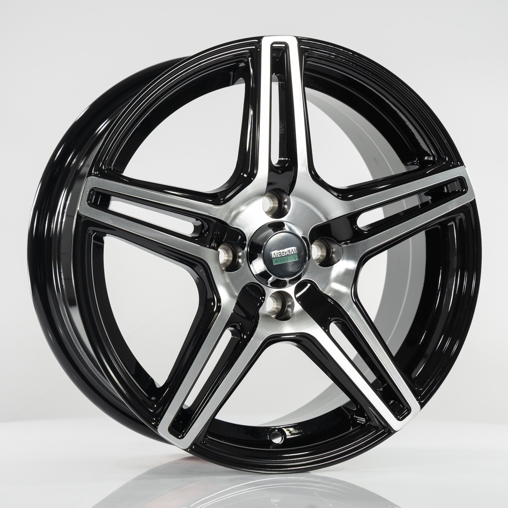 Megami MGM-38 bkf 6.5x15/4x100 D54.1 ET46  