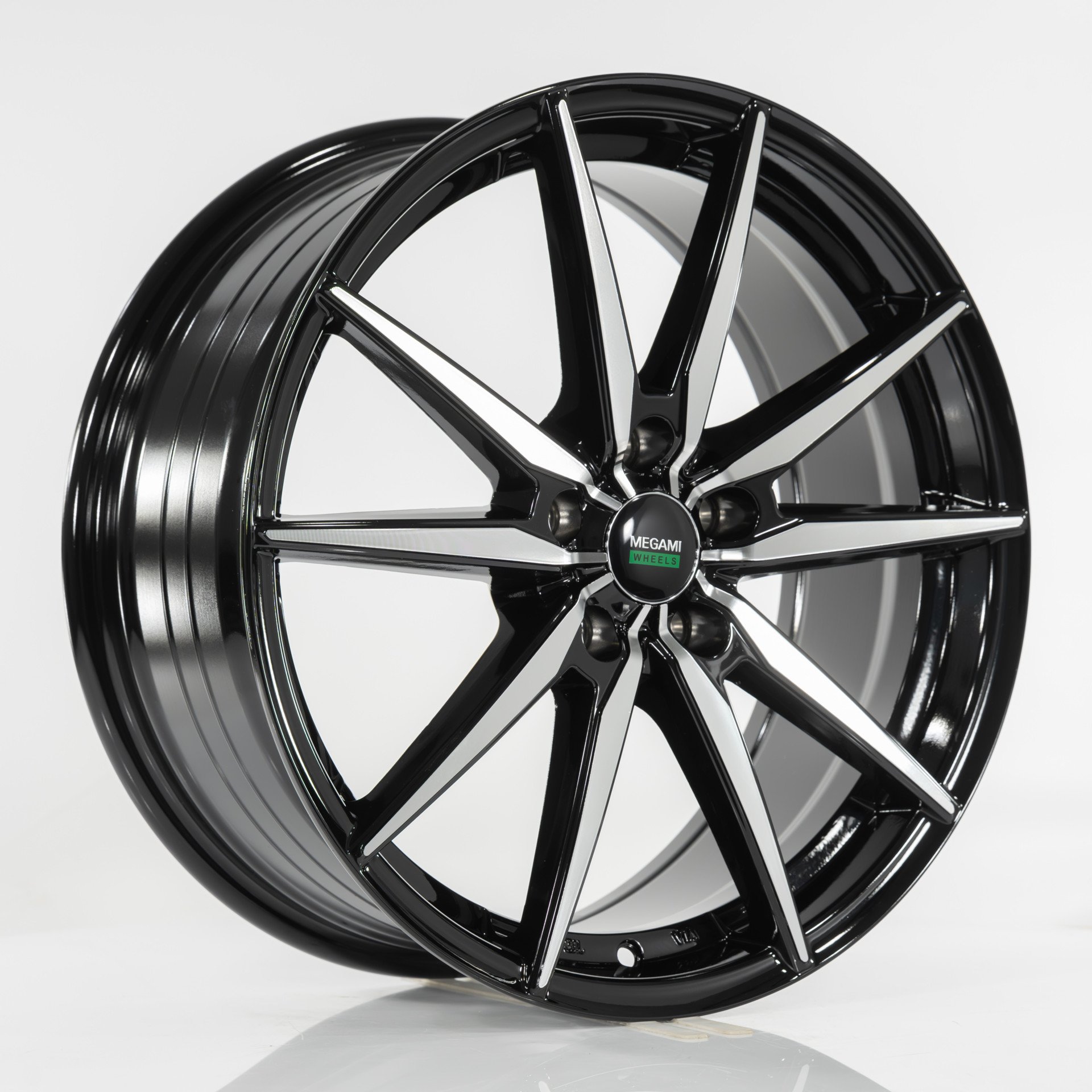 Megami MGM-40 bkf 6.5x16/5x108 D65.1 ET40  